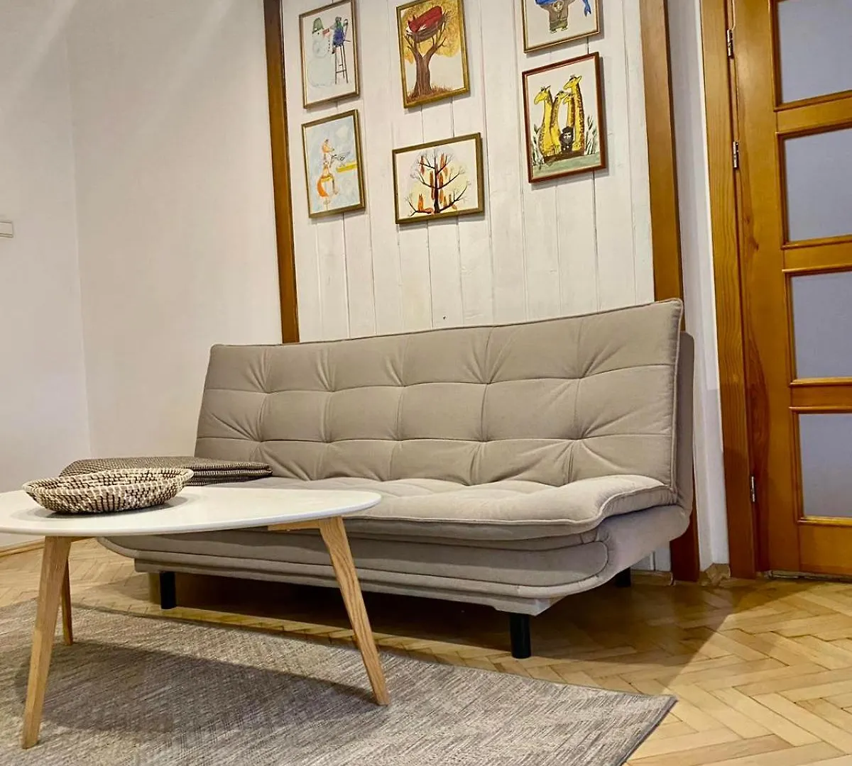 לבוב Руданського 2 Кім Ізол І Кух Студія З Балконом Не Далеко Від Палацу Мистецтв Від Ж Д Вокзалу Звітні Документи